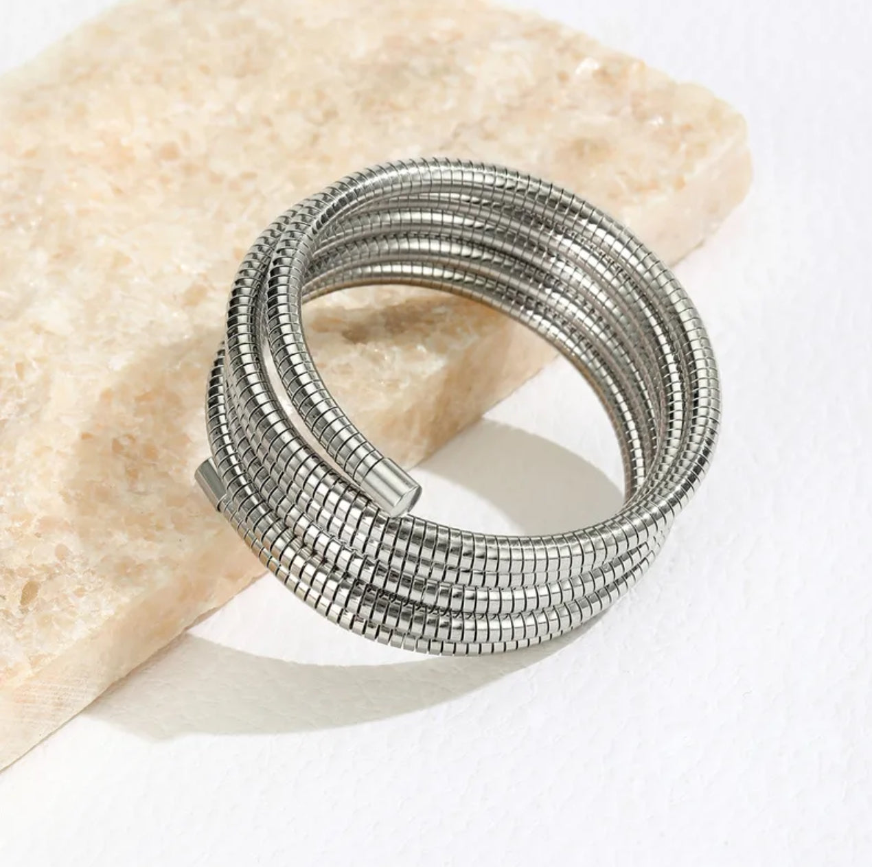 Onda bracelets