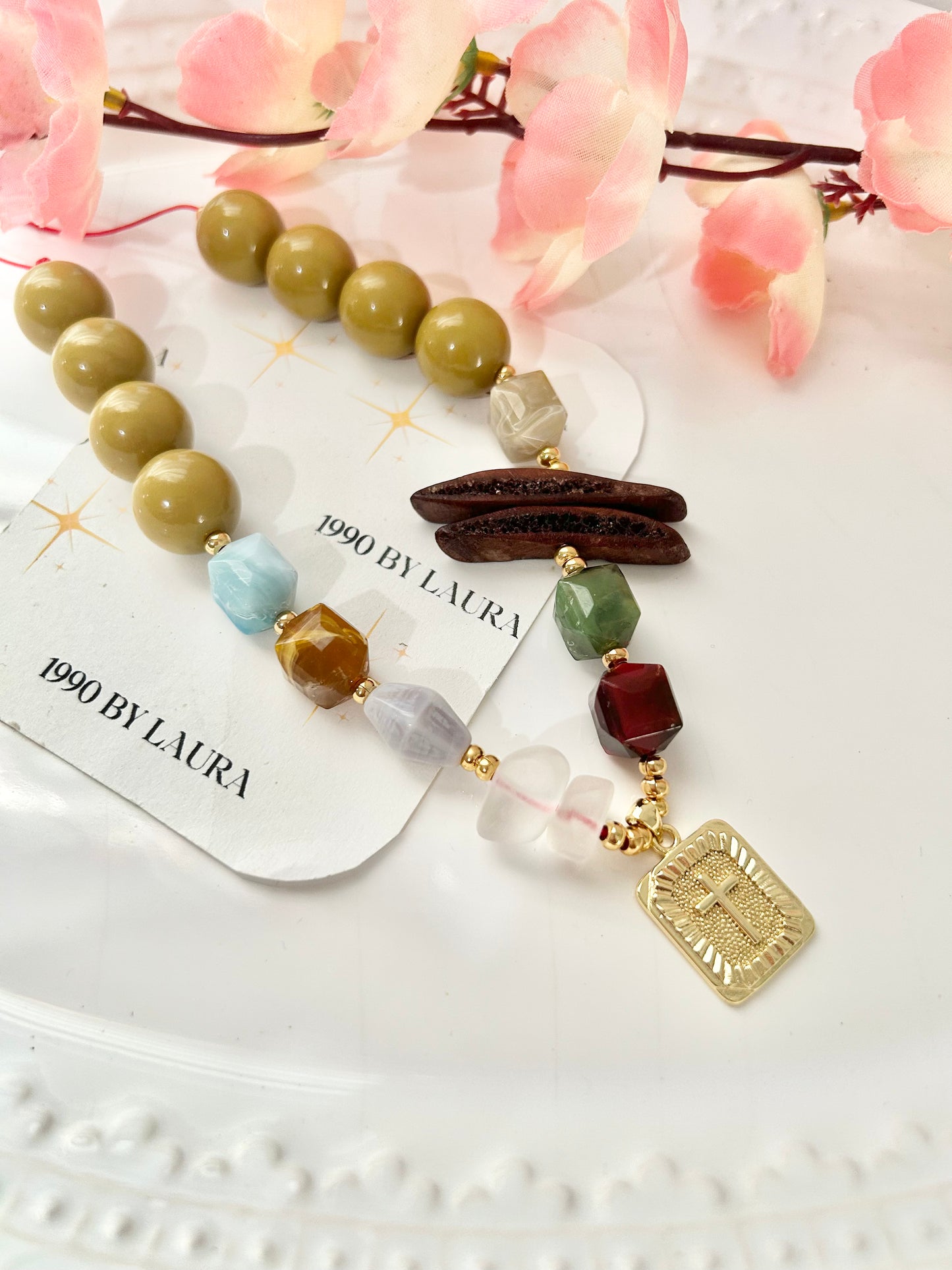 Fé Necklace