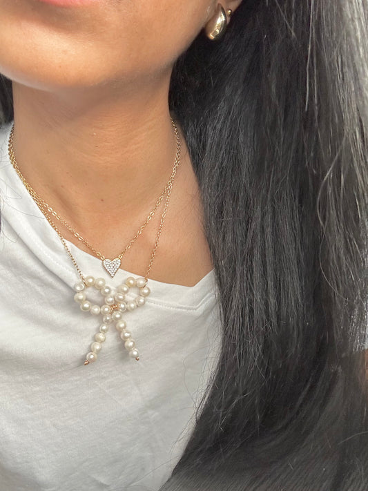 Lazo perlado necklace