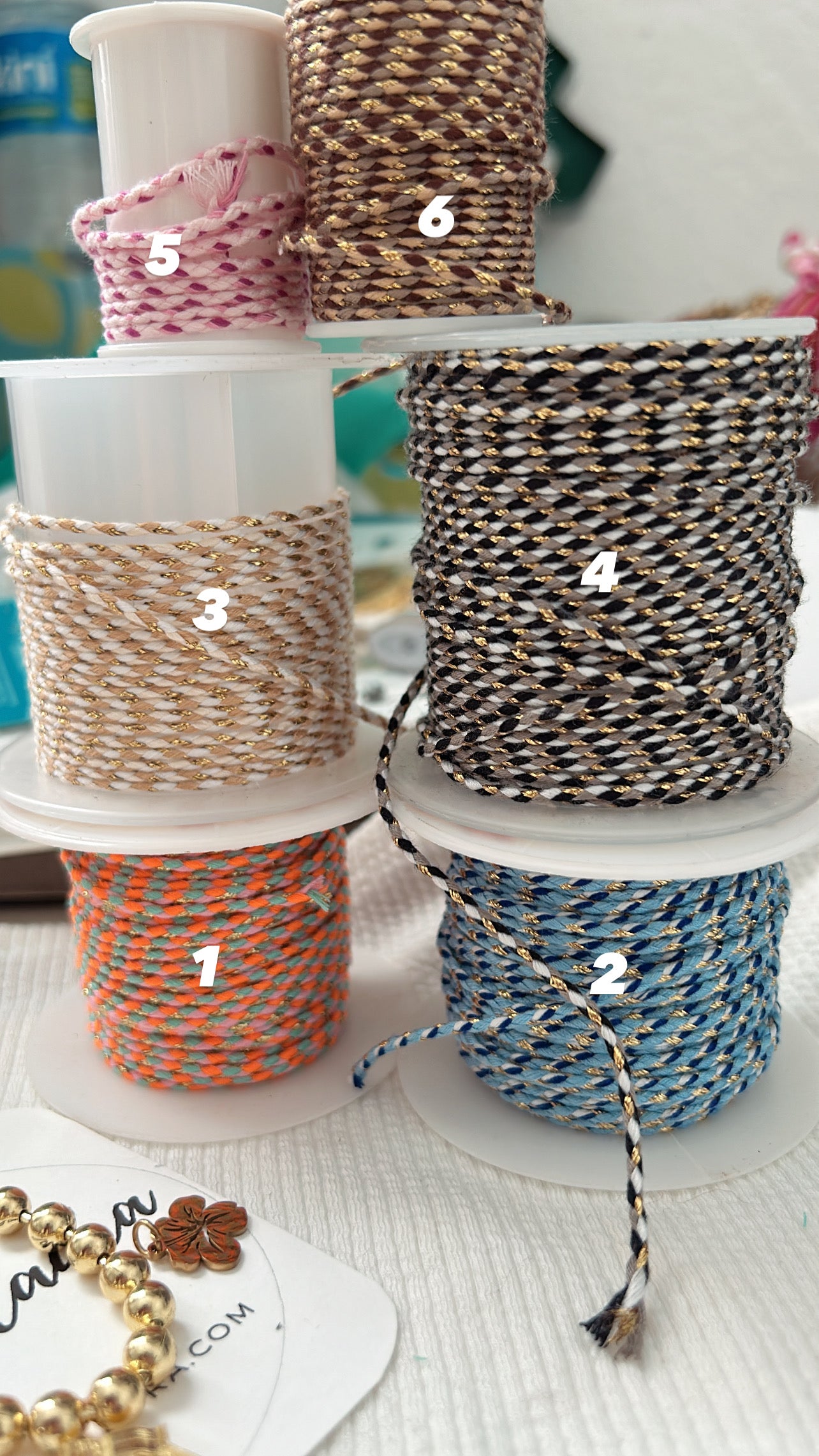 Hilo Choker