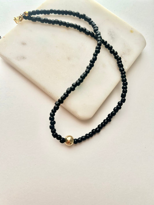 Sully Choker