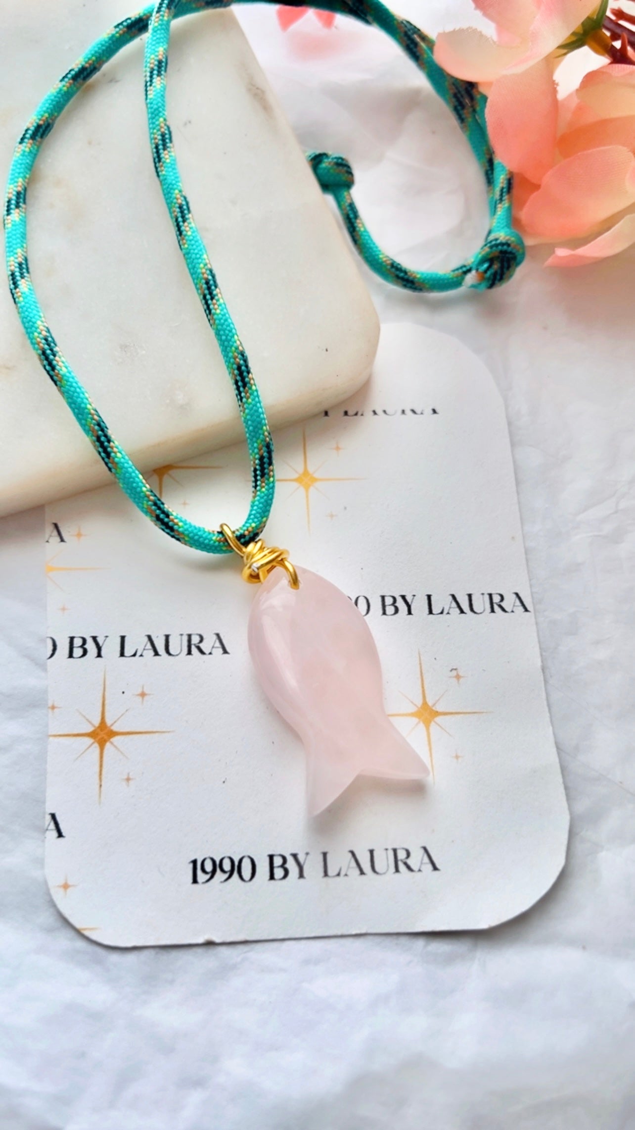 Pez love NECKLACE