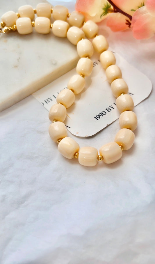 Café con leche Necklace