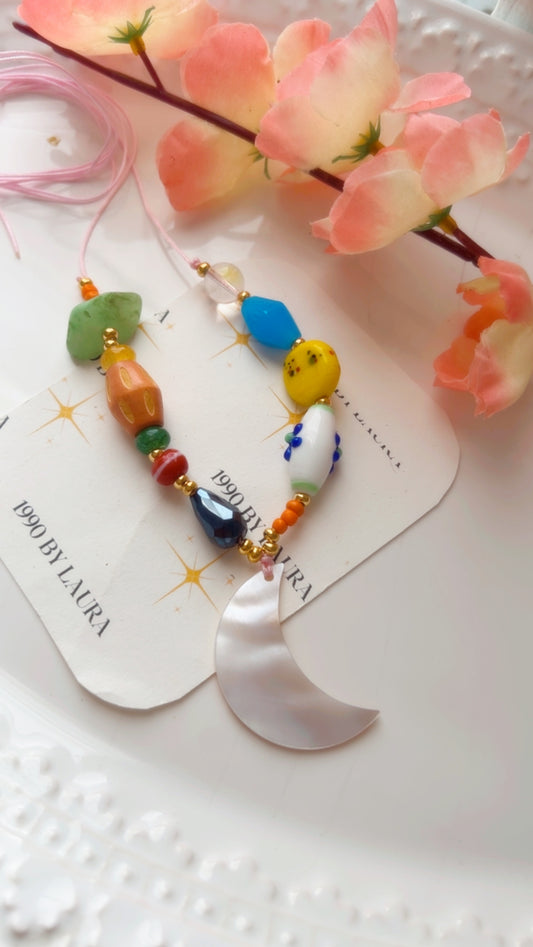 Bajo la luna Necklace