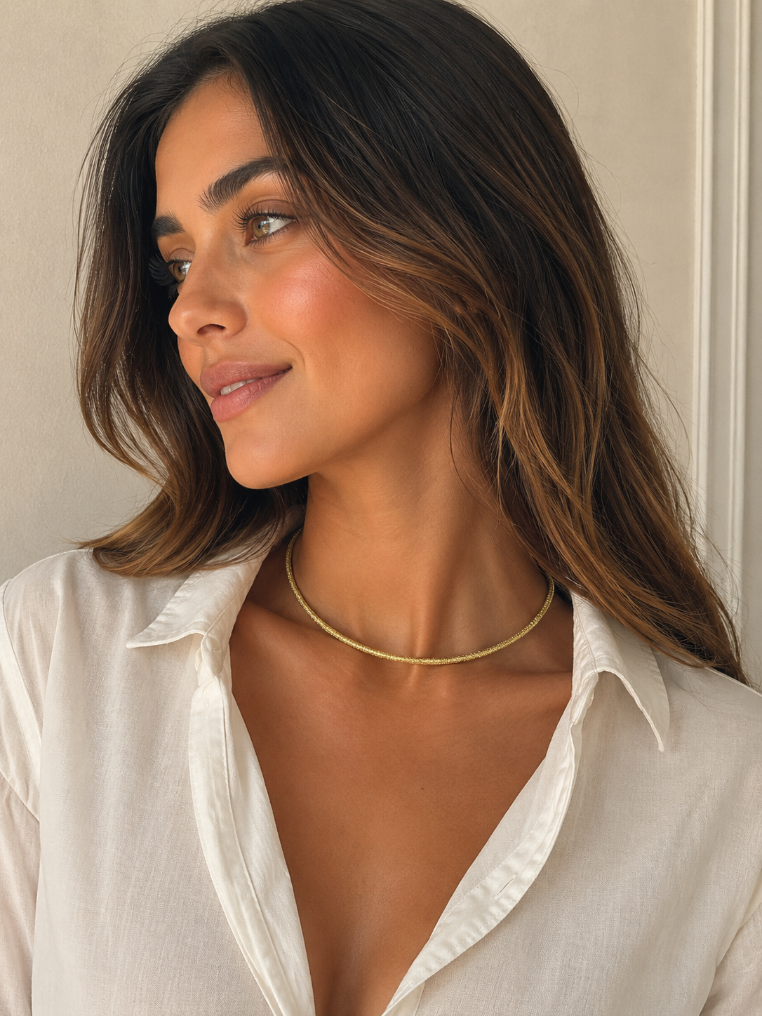 Magnetic gold choker